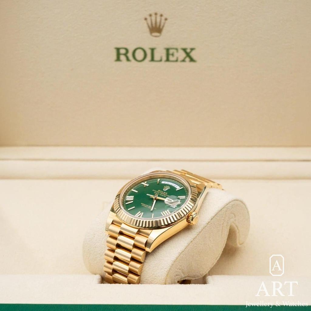 Pre-Owned Rolex Day-Date 40mm 228238