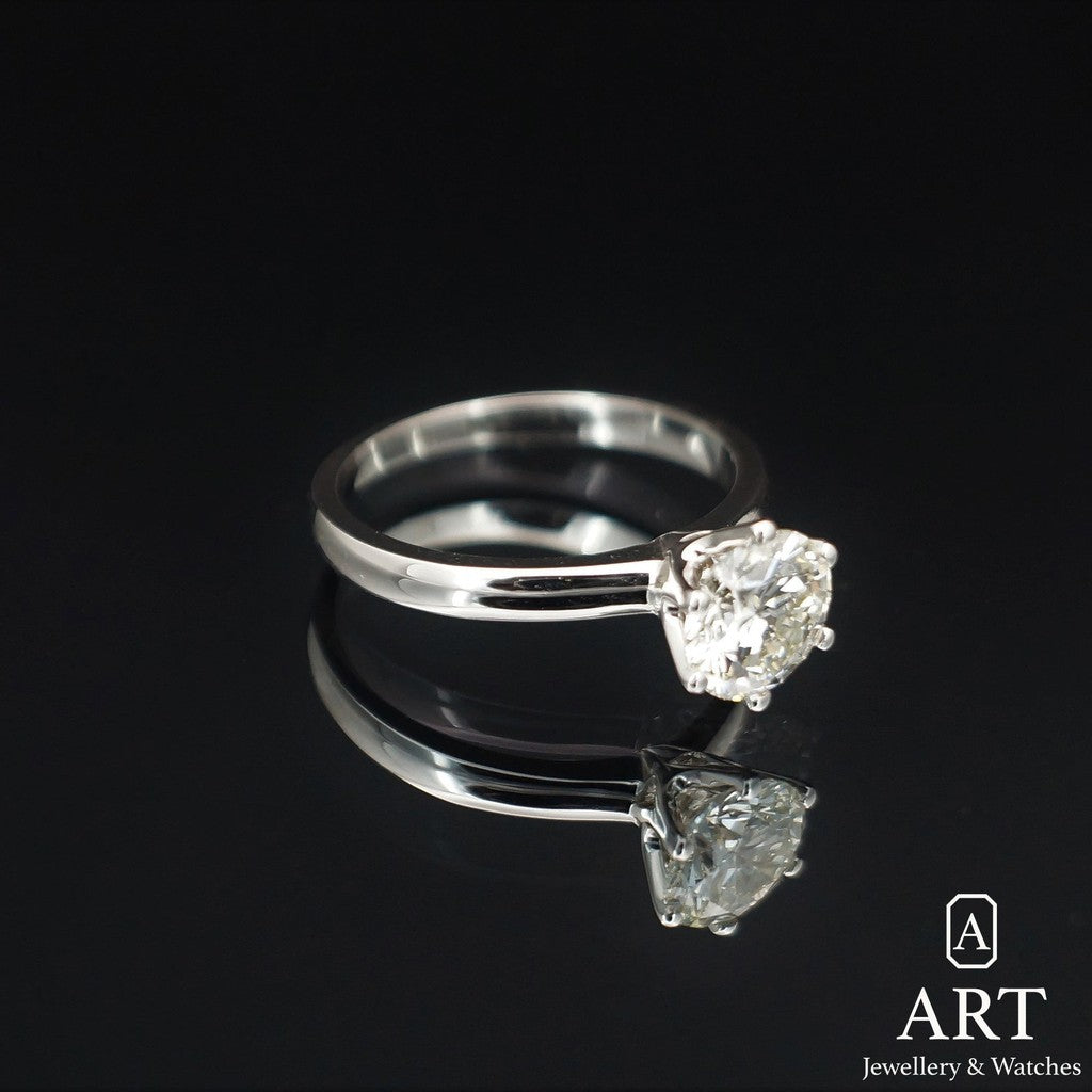 ART Jewellery-Solitaire Diamond Ring - 1,57 Ct.-Jewellery-Art Jewellery &amp; Watches