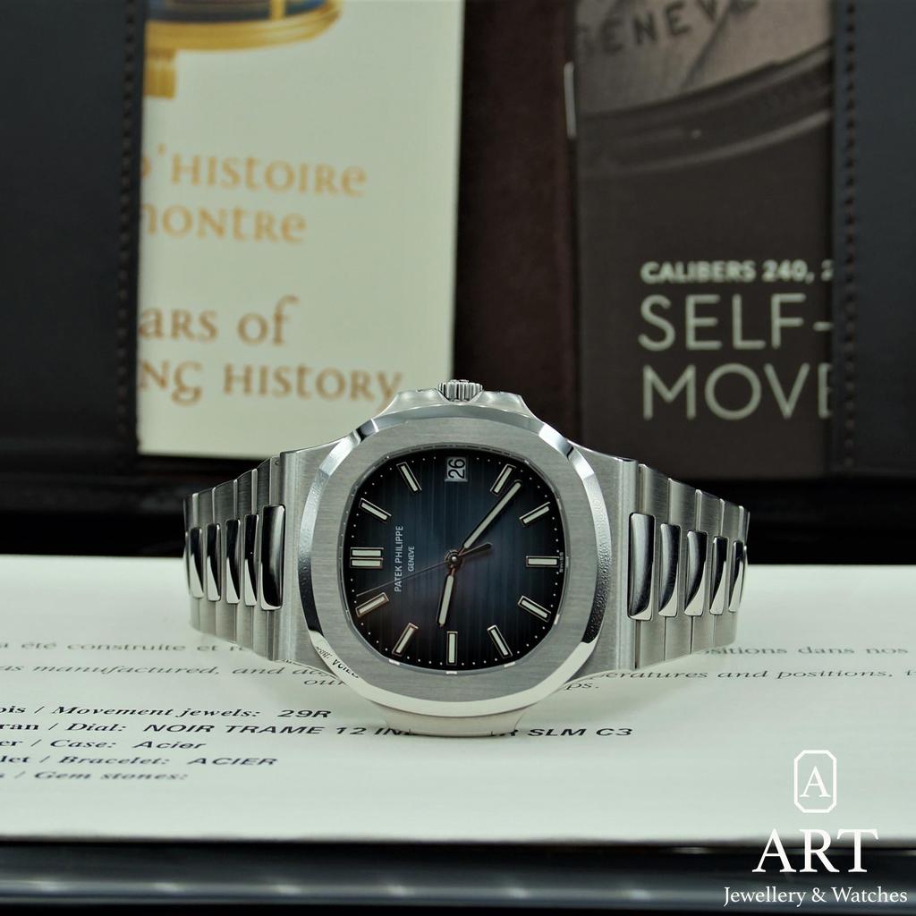 Pre-Owned Patek Philippe Nautilus 40mm 5711/1A-010