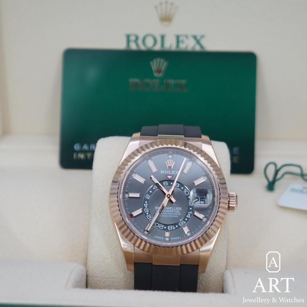 Pre-Owned Rolex Sky-Dweller 42mm 336235