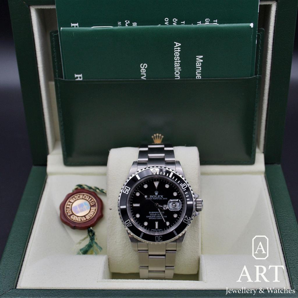 Pre-Owned Rolex Submariner 40mm 16610
