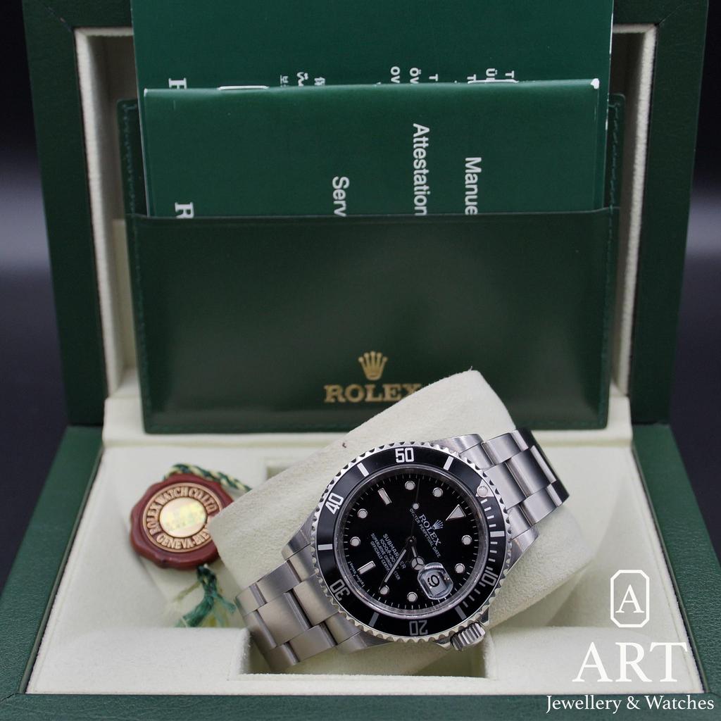 Pre-Owned Rolex Submariner 40mm 16610