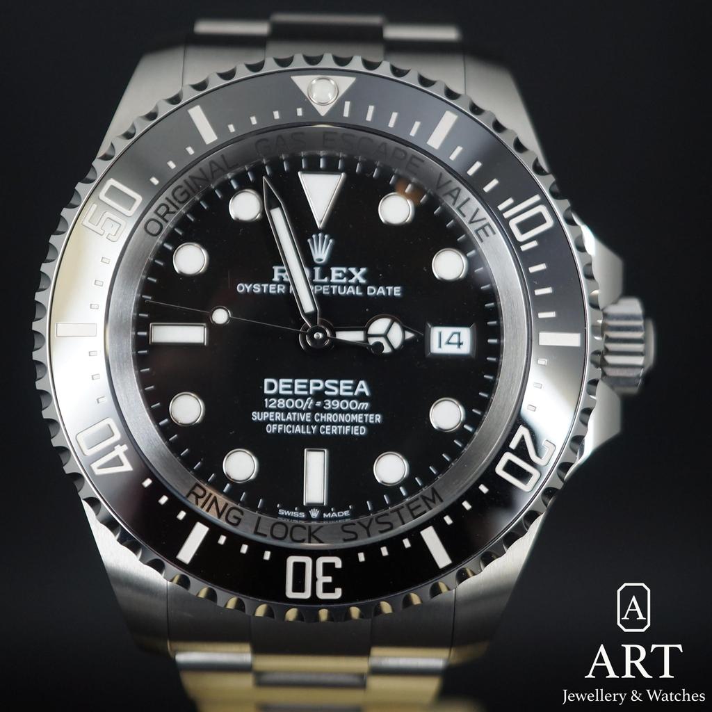 New Rolex Sea-Dweller 44mm 136660