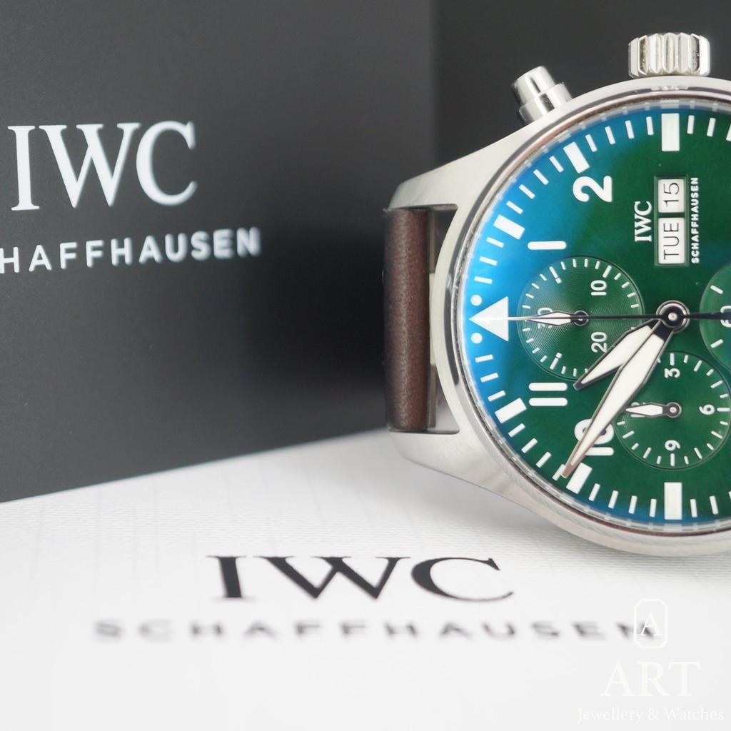 Pre-Owned IWC Pilot's Chorograph 43mm IW378005