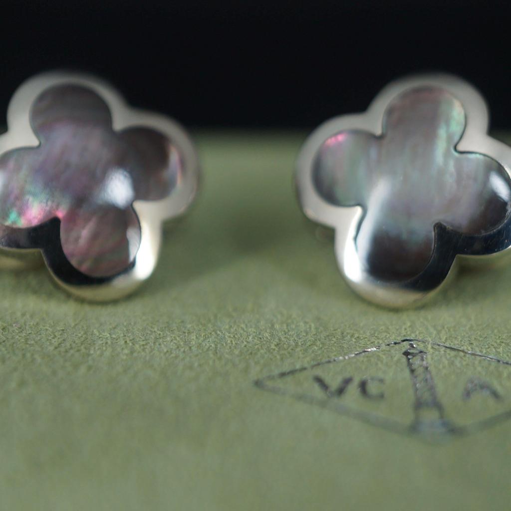 Pre-Owned Van Cleef & Arpels Pure Alhambra