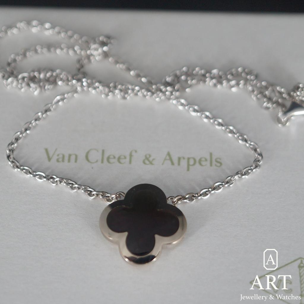 Pre-Owned Van Cleef & Arpels Pure Alhambra