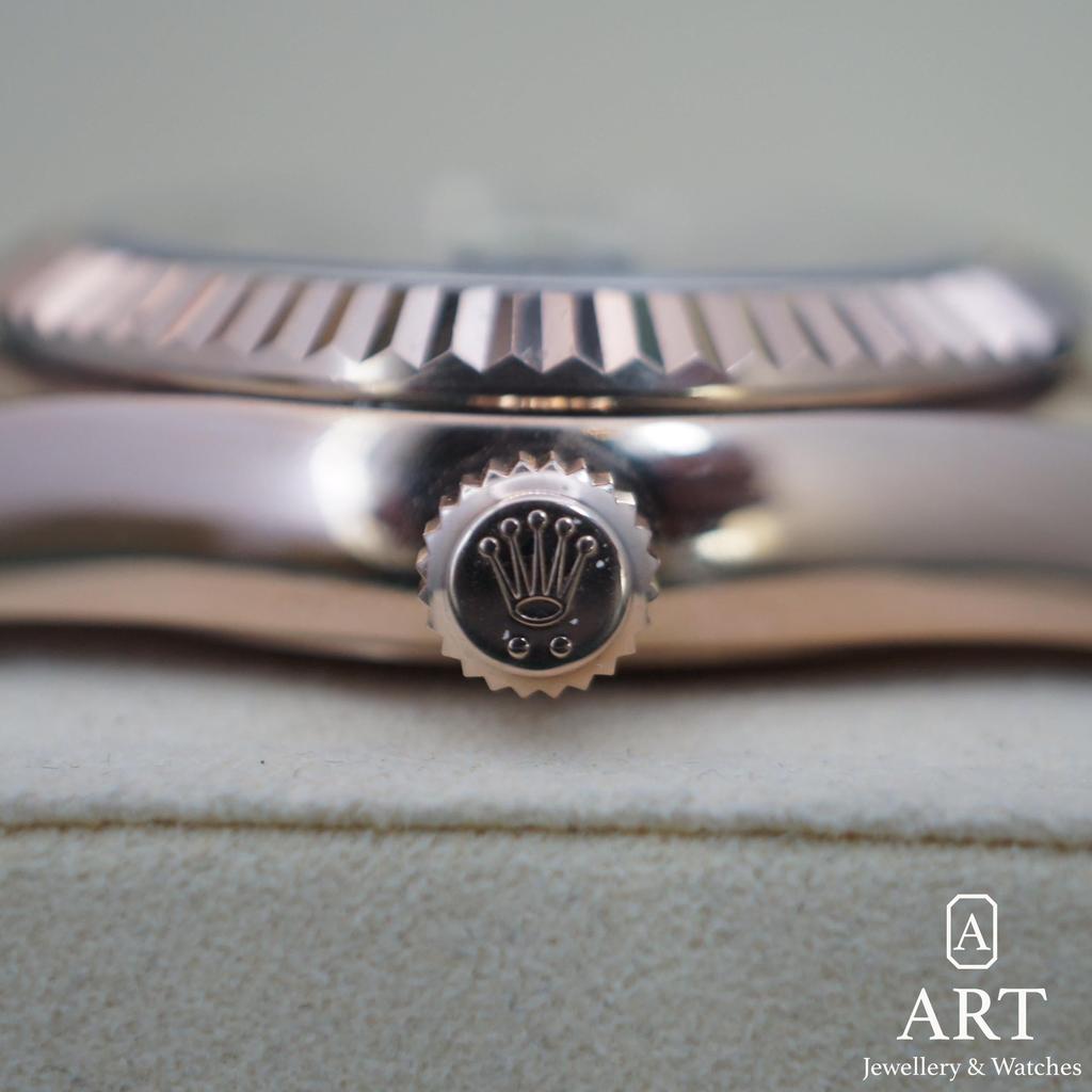 Pre-Owned Rolex Sky-Dweller 42mm 336935