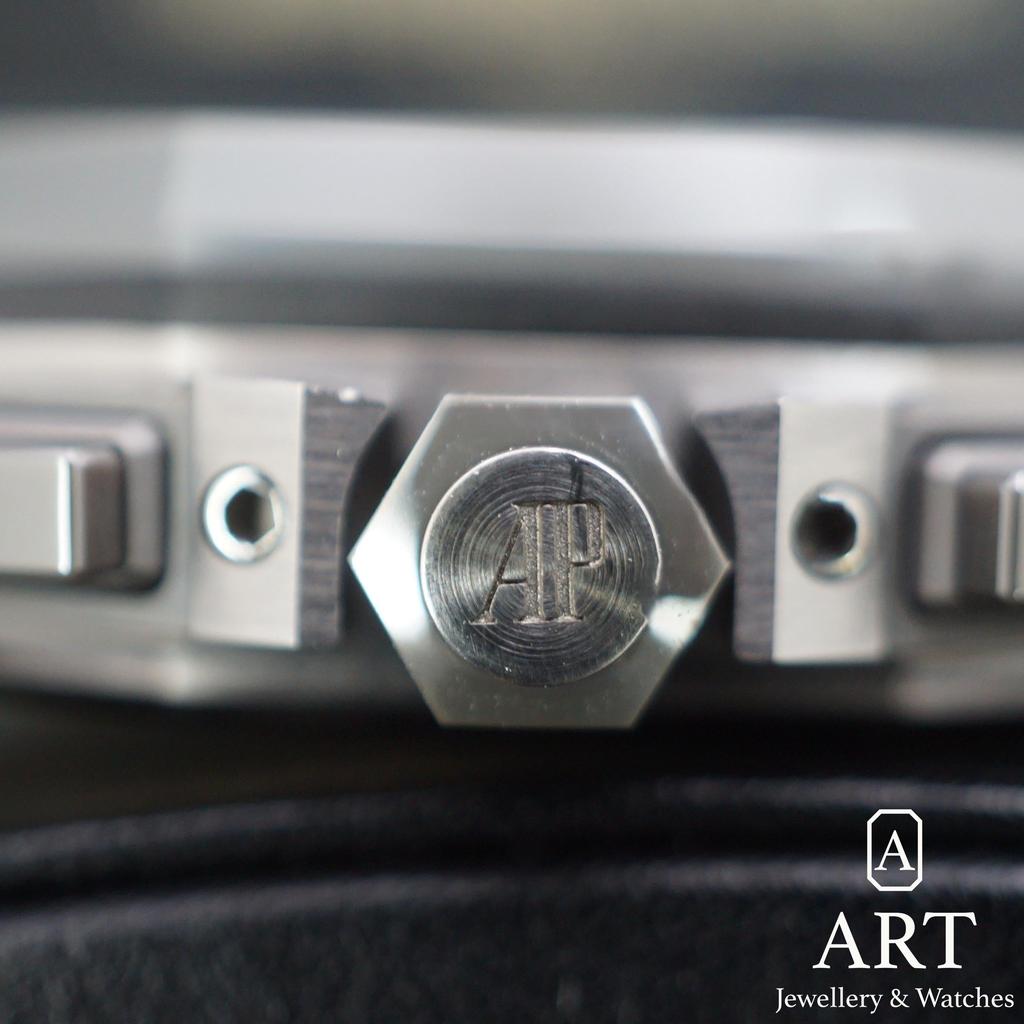 Pre-Owned Audemars Piguet Royal Oak Offshore 44mm 26400IO.OO.A004CA.02