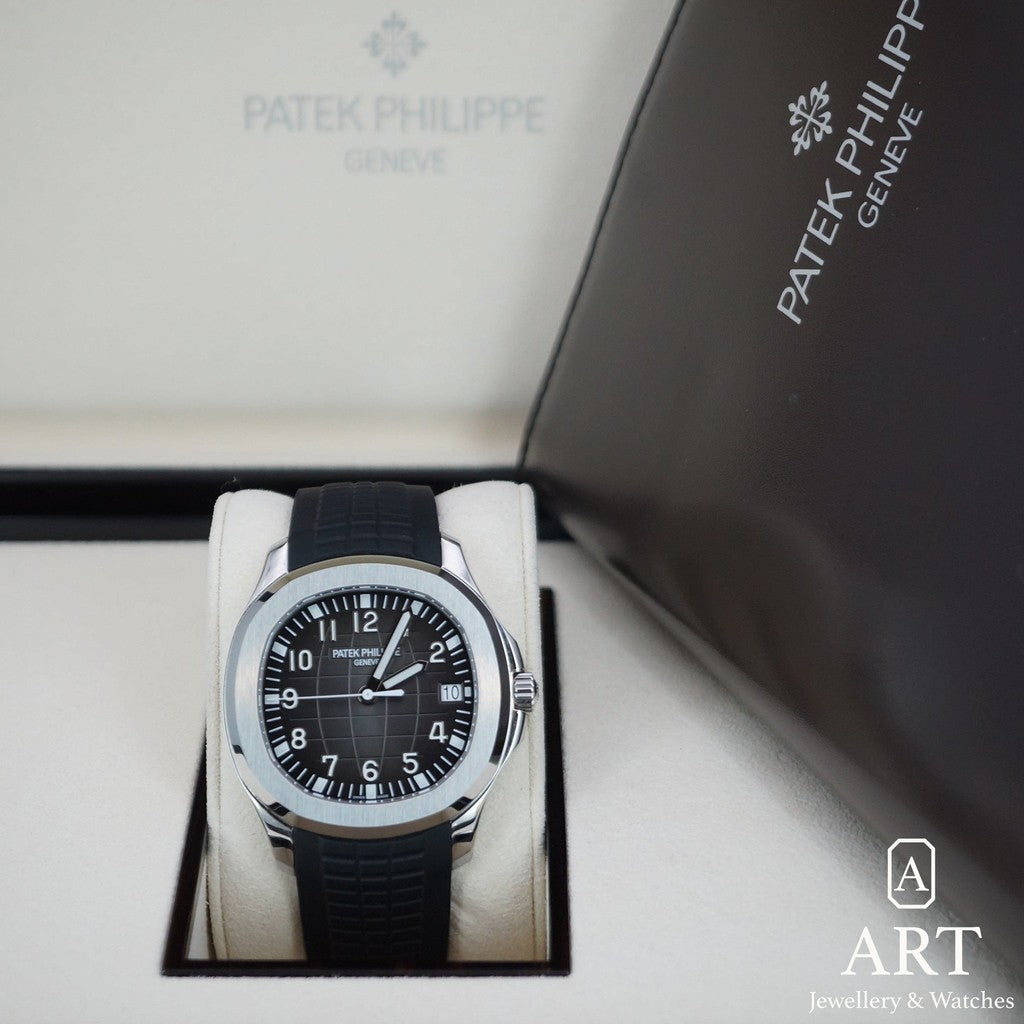 Patek Philippe-Aquanaut 40mm-Watch-Art Jewellery &amp; Watches