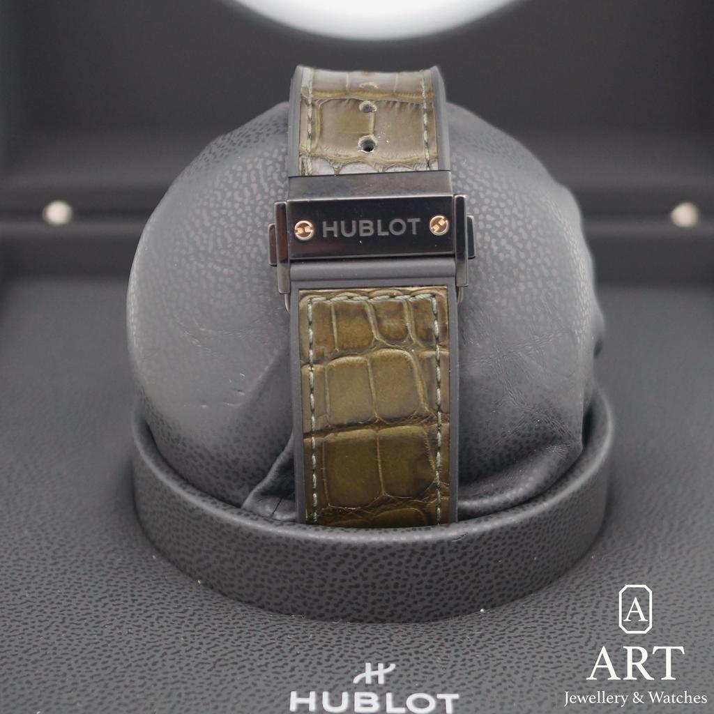 Pre-Owned Hublot Classic Fusion 45mm 521.CM.8980.LR