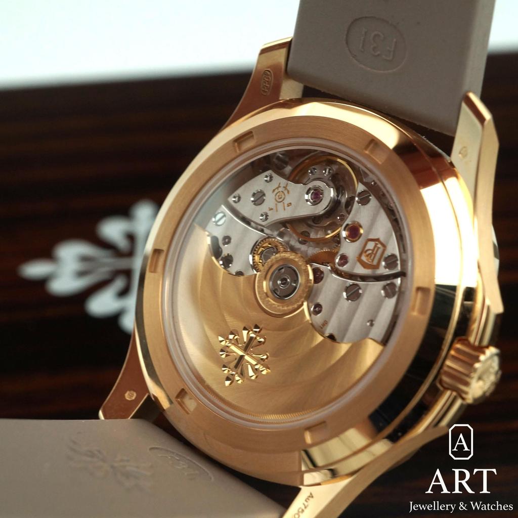 New Patek Philippe Aquanaut Luce Haute Joaillerie 5072R-001