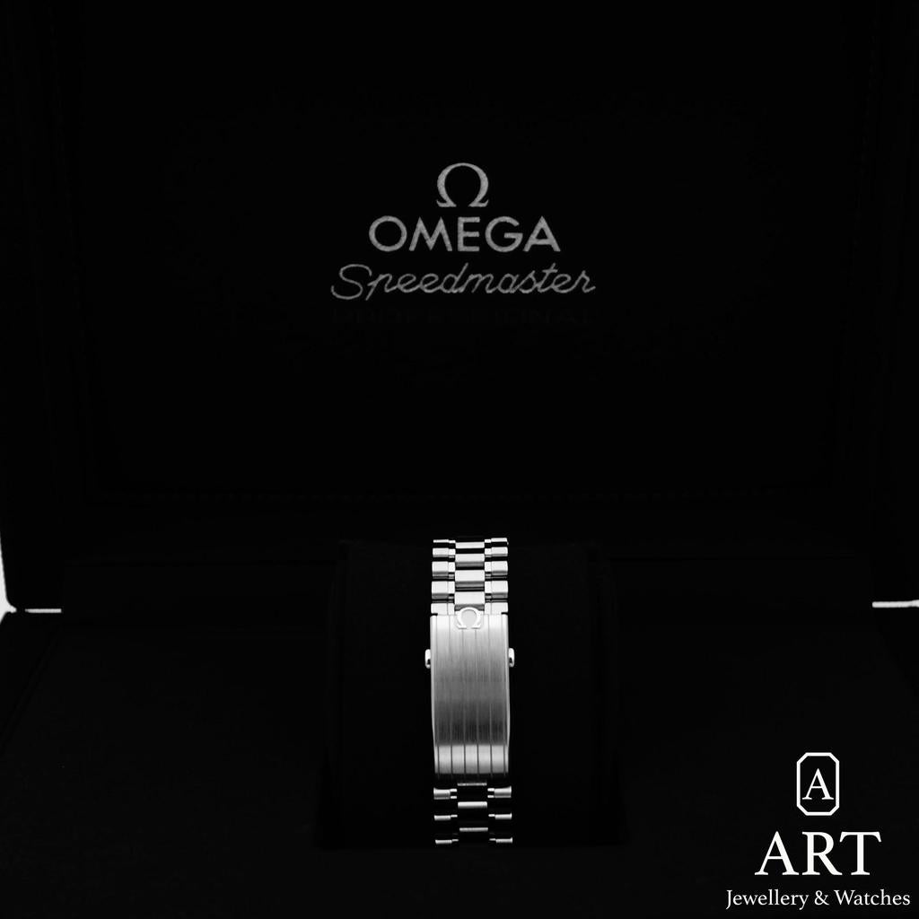 New Omega Speedmaster Professional Moonwatch 42mm 310.30.42.50.04.001
