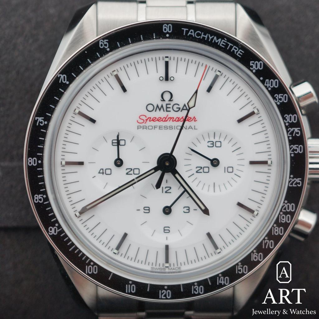 New Omega Speedmaster Professional Moonwatch 42mm 310.30.42.50.04.001