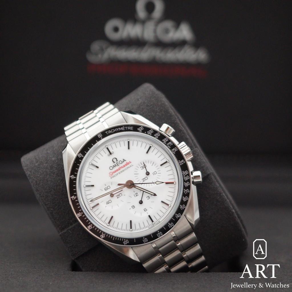 New Omega Speedmaster Professional Moonwatch 42mm 310.30.42.50.04.001