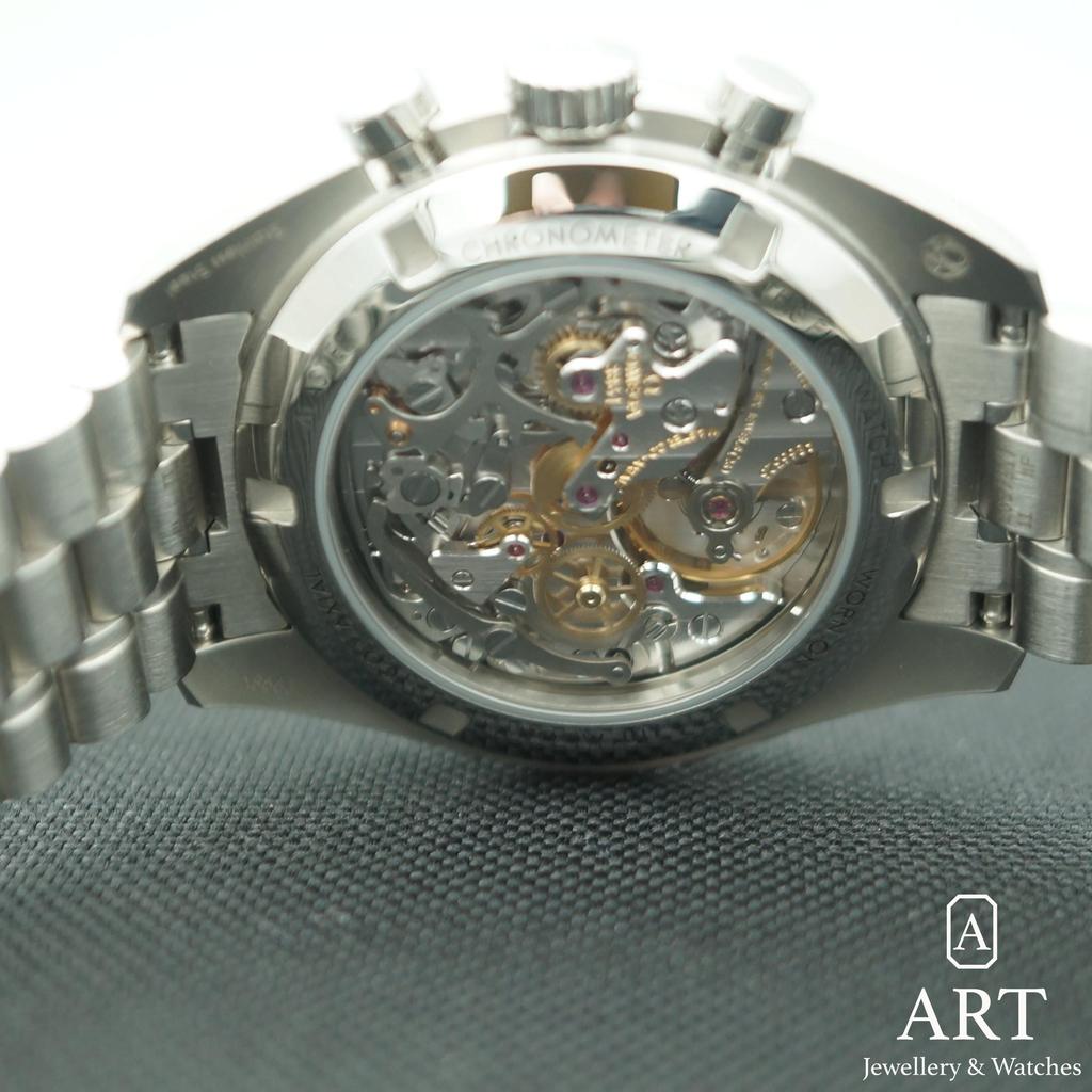 New Omega Speedmaster Professional Moonwatch 42mm 310.30.42.50.04.001