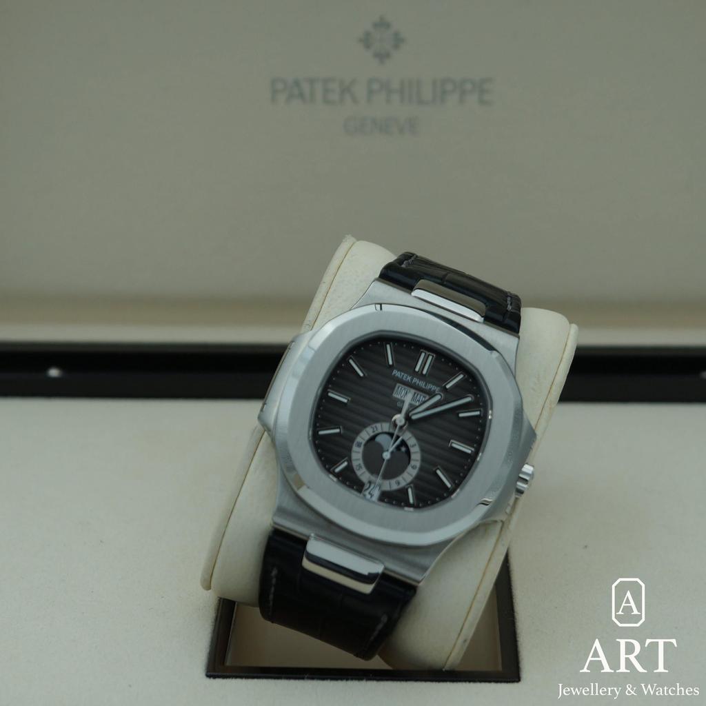 Pre-Owned Patek Philippe Nautilus 40.5mm 5726A-001