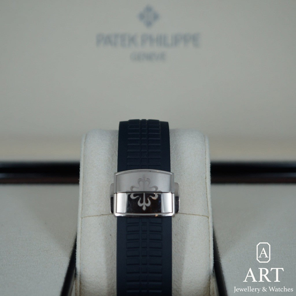 Patek Philippe-Nautilus 42mm-Watch-Art Jewellery &amp; Watches