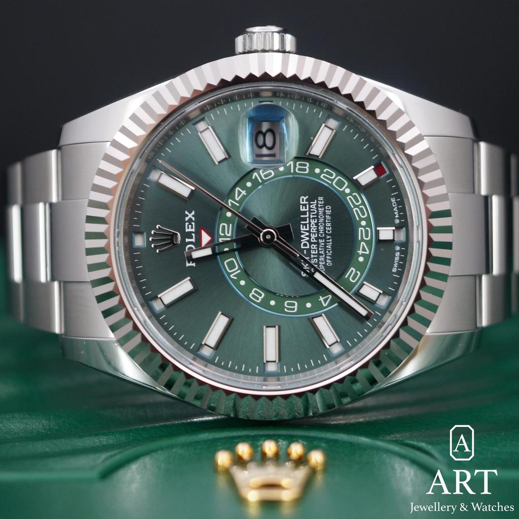 Pre-Owned Rolex Sky-Dweller 42mm 336934