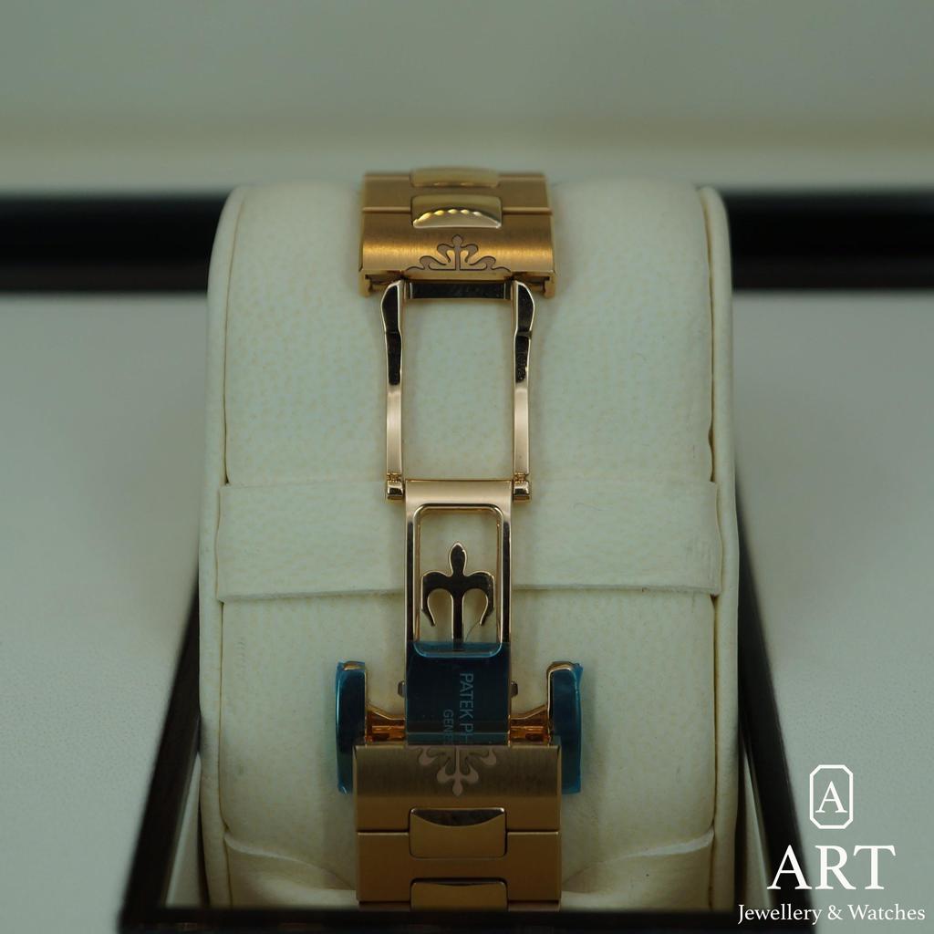 New Patek Philippe Nautilus 40mm 5712/1R-001