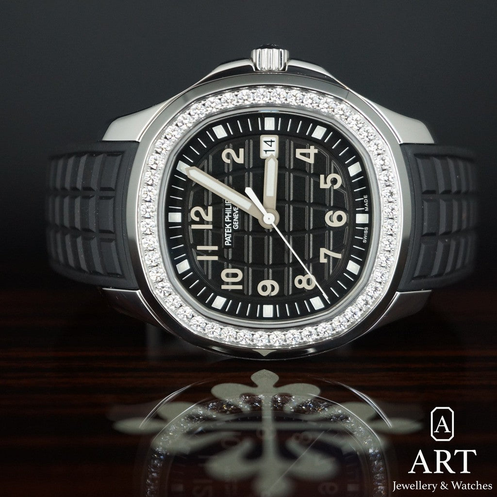 Pre-Owned Patek Philippe Aquanaut 38,8 mm 5267/200A-001