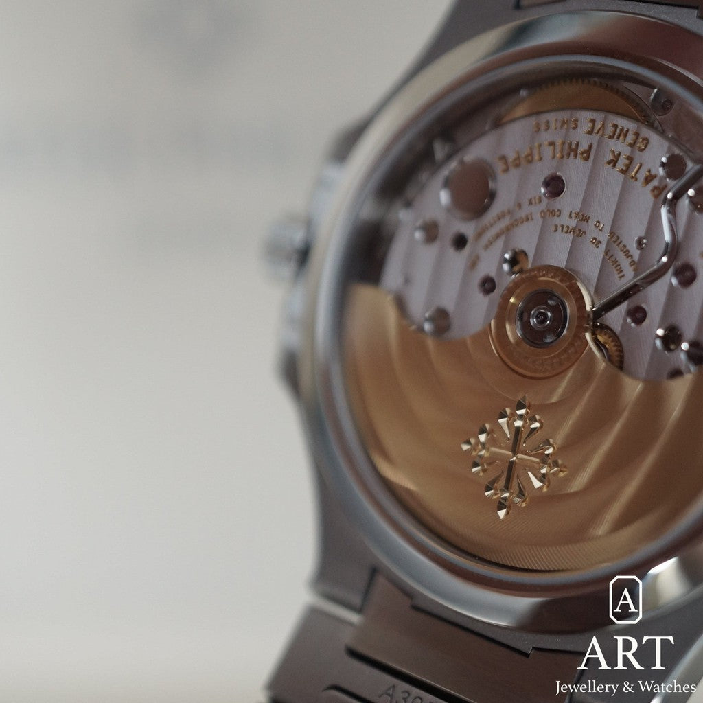New Patek Philippe Nautilus 35,2mm 7118/1200A-011