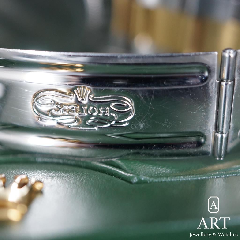 Pre-Owned Rolex Submariner Date 40mm 16610LN