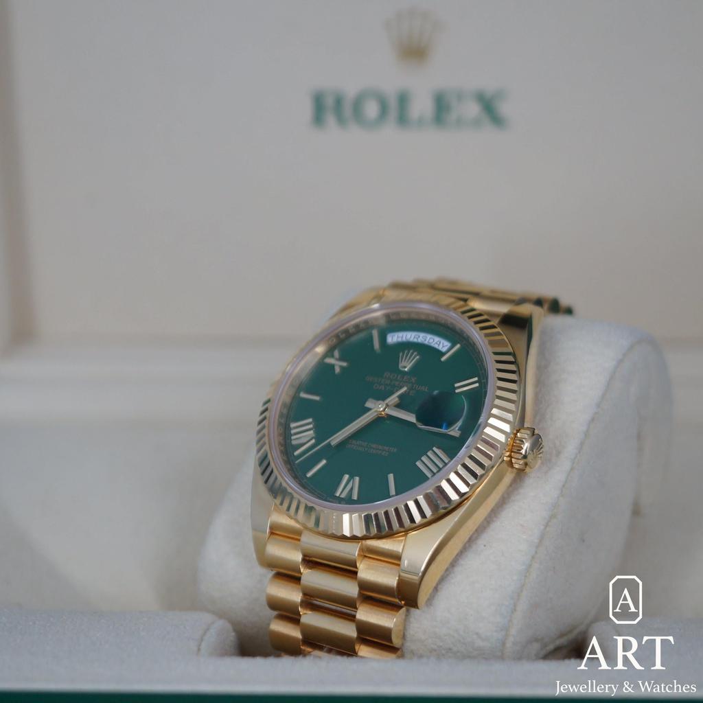 Pre-Owned Rolex Day-Date 40mm 228238