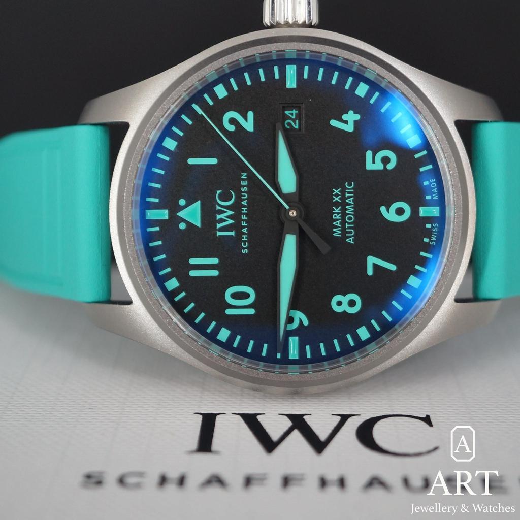 New IWC Pilot Mark 40mm IW328210