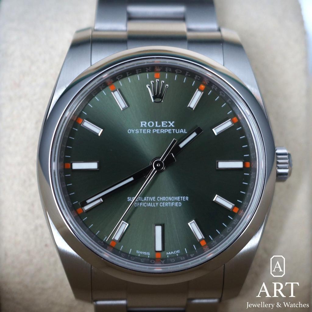 Pre-Owned Rolex Oyster Perpetual 34mm 114200