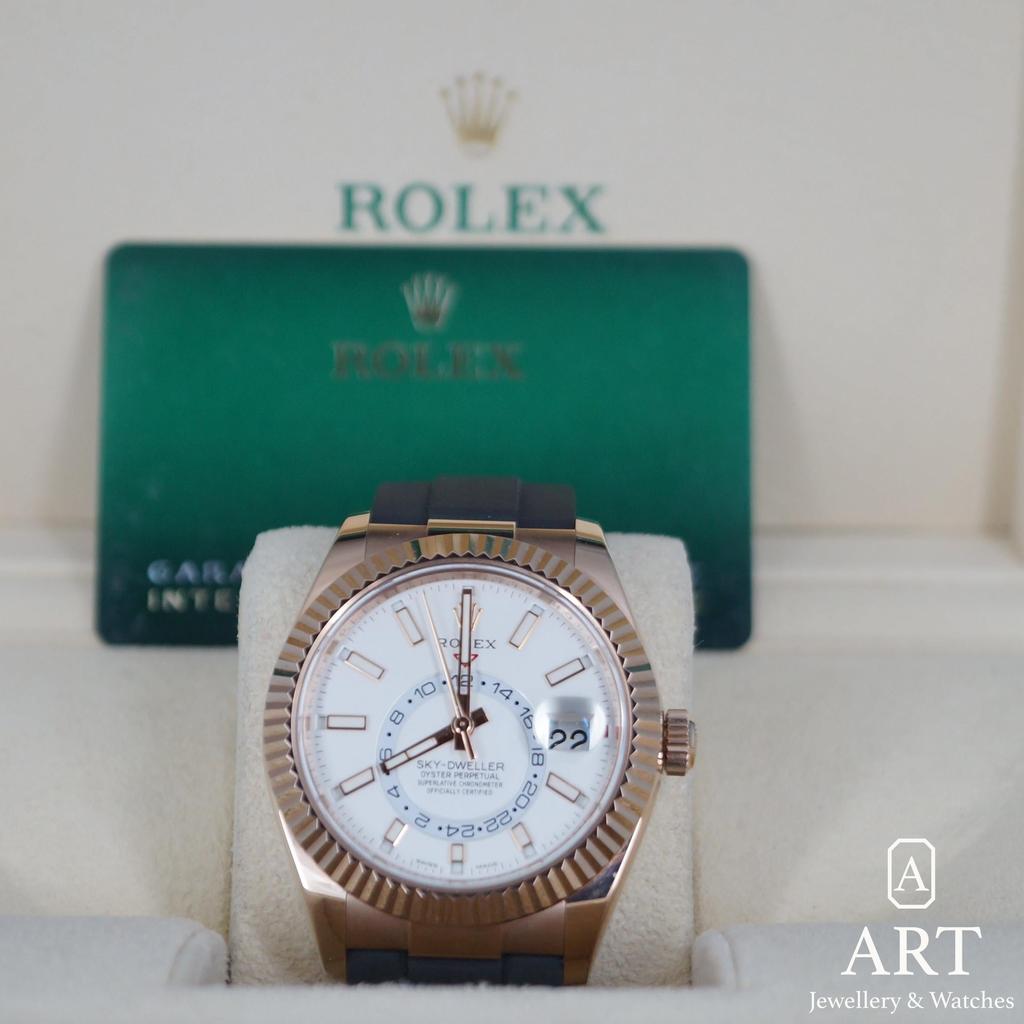 Pre-Owned Rolex Sky-Dweller 42mm 326935