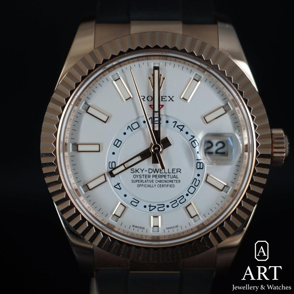 Pre-Owned Rolex Sky-Dweller 42mm 326935