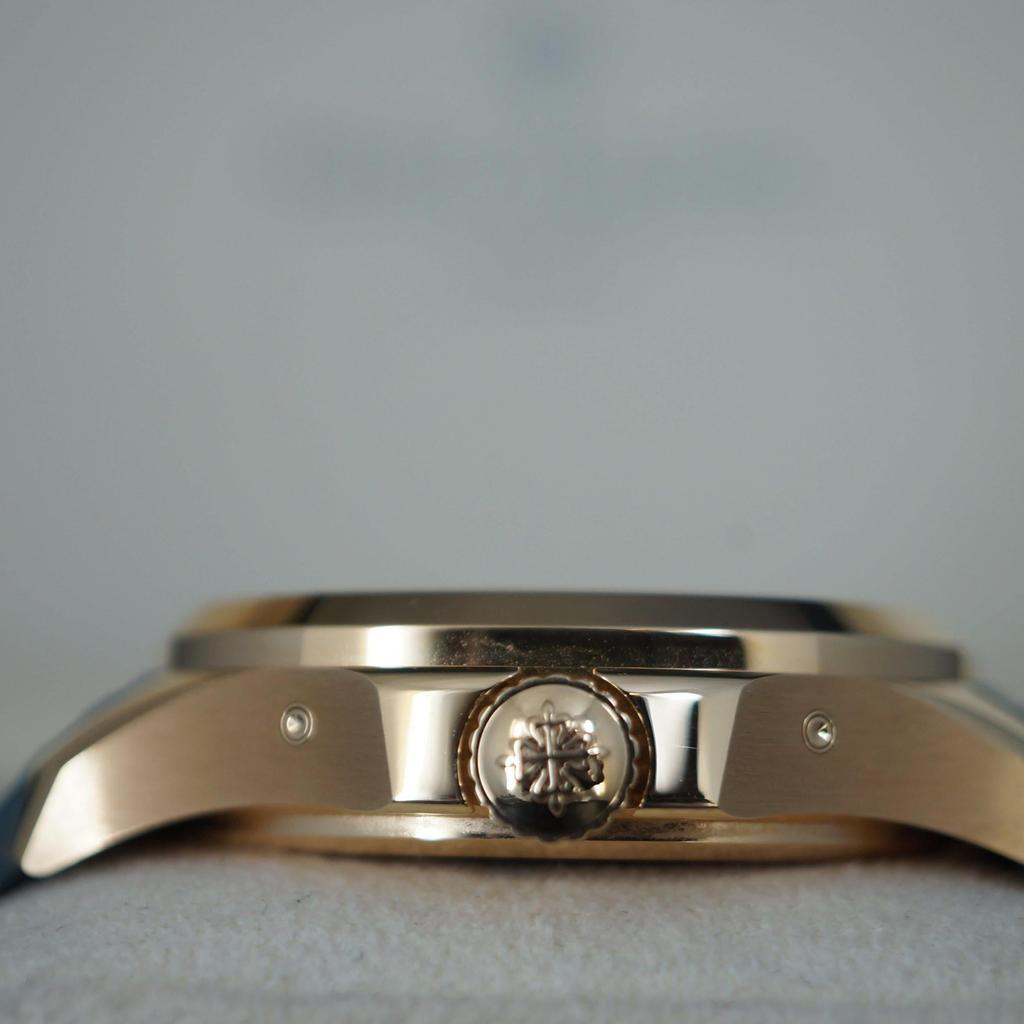 New Patek Philippe Aquanaut 39,9mm 5261R/001