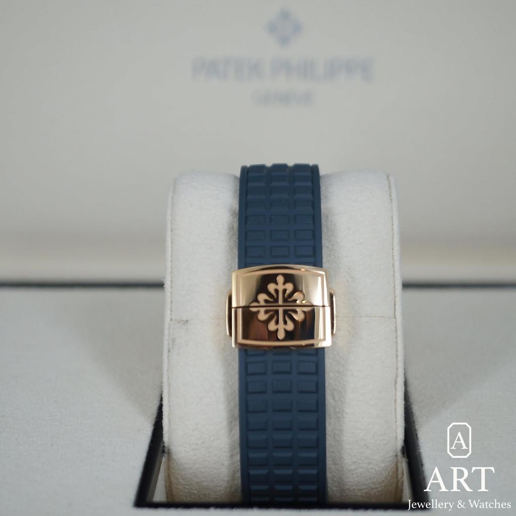 Pre-Owned Patek Philippe Aquanaut 39.9mm 5261R