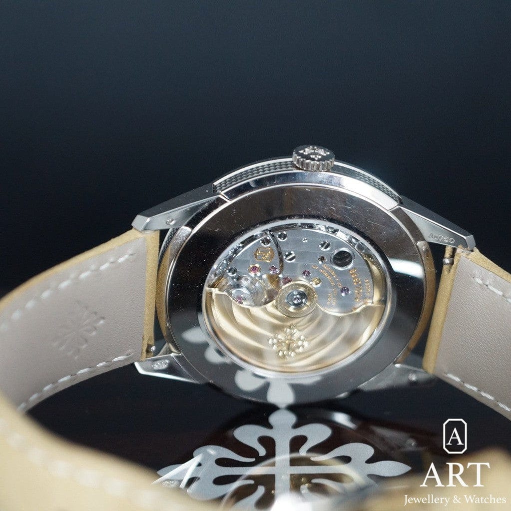 Pre-Owned Patek Philippe Calatrava 40mm 5726G-001