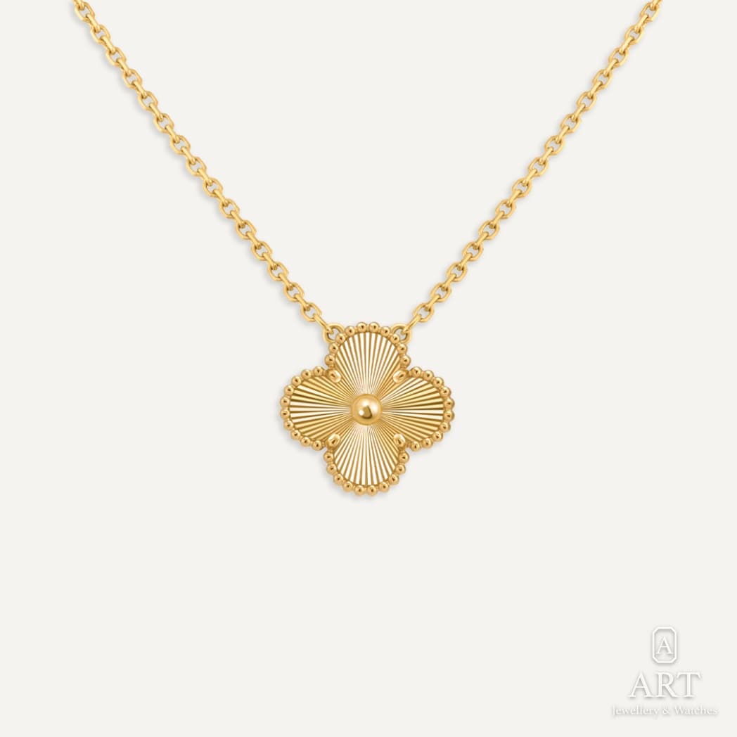 Van Cleef & Arpels Vintage Alhambra Necklace, reference VCARP4KL00