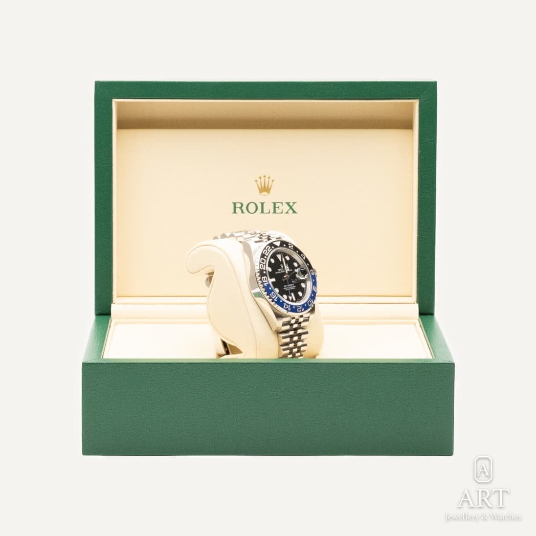 Rolex GMT-Master II "Batgirl" saati, siyah kadran, referans 126710BLNR (3)