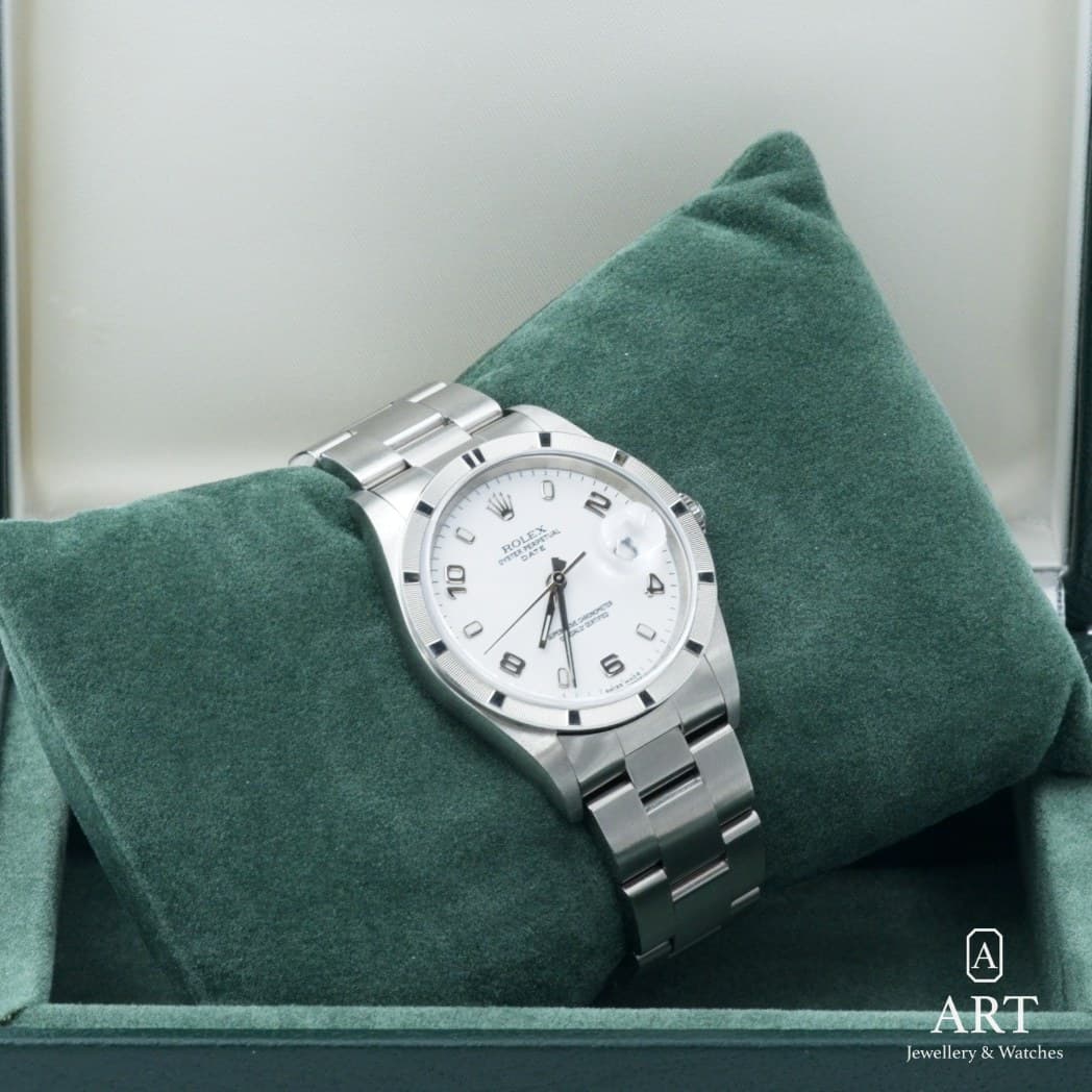 Rolex Oyster Perpetual Date saati, beyaz kadran, referans 15210 (3)