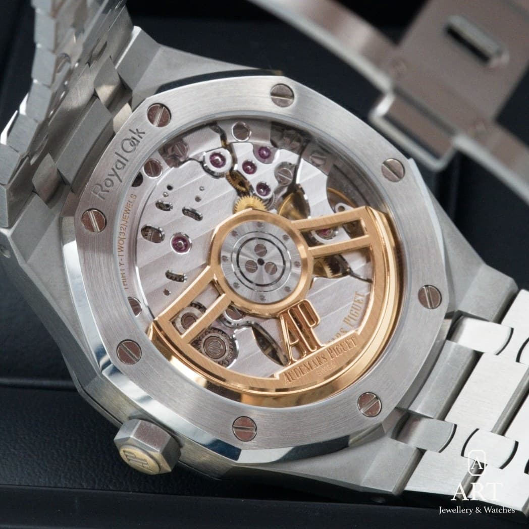 Audemars Piguet Royal Oak watch, green dial, reference 15510ST.OO.1320ST.04 (8)