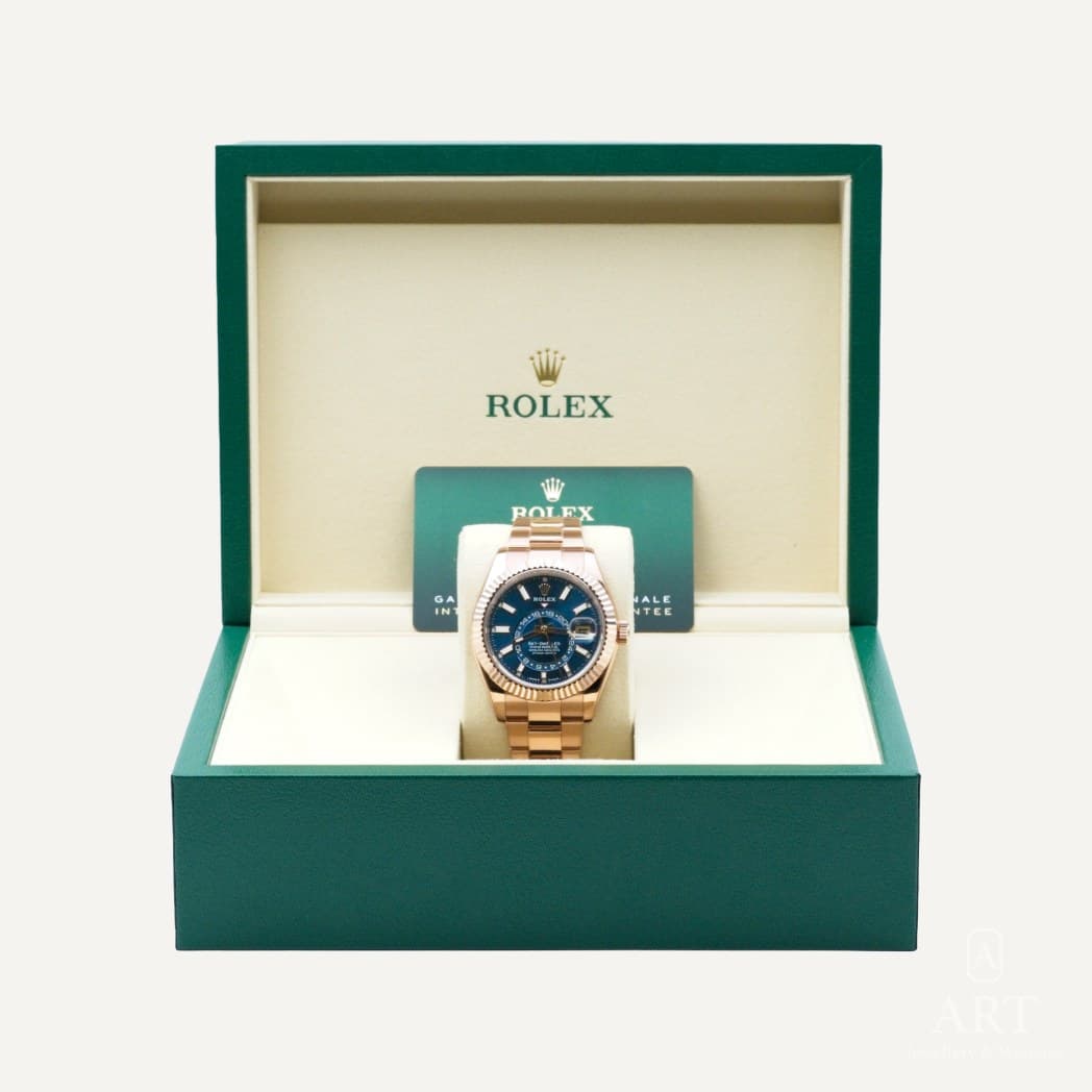 Rolex Sky-Dweller watch, blue dial, reference 336935 (2)