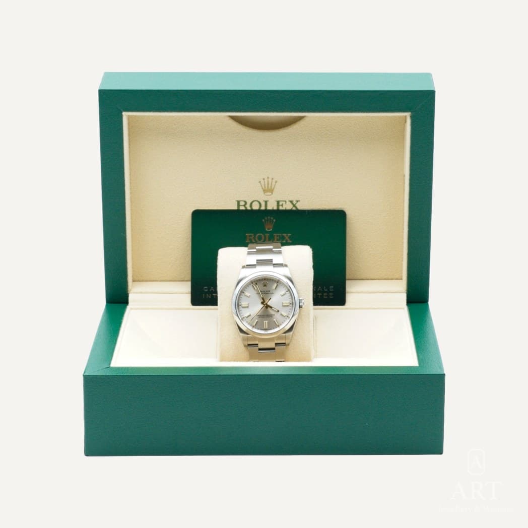Rolex Oyster Perpetual watch, silver dial, reference 126000 (2)