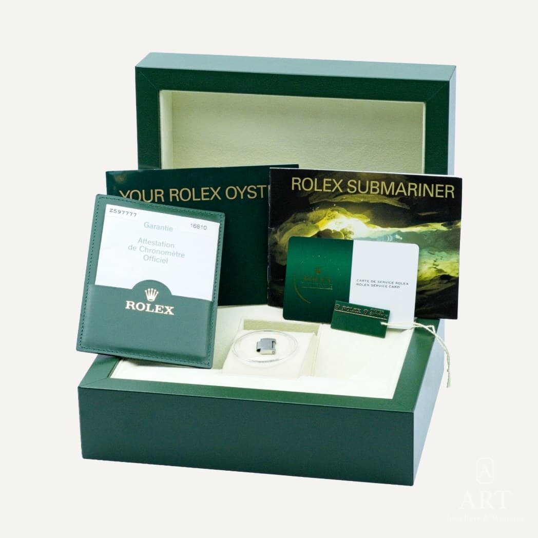 Rolex Submariner "Kermit" saati, siyah kadran, referans 16610LV (7)