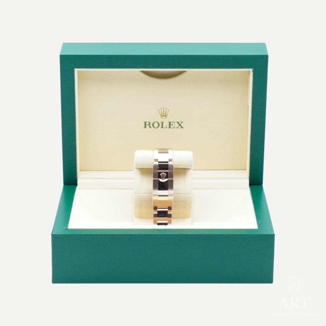 Rolex Daytona watch, sundust dial, reference 126505 (4)