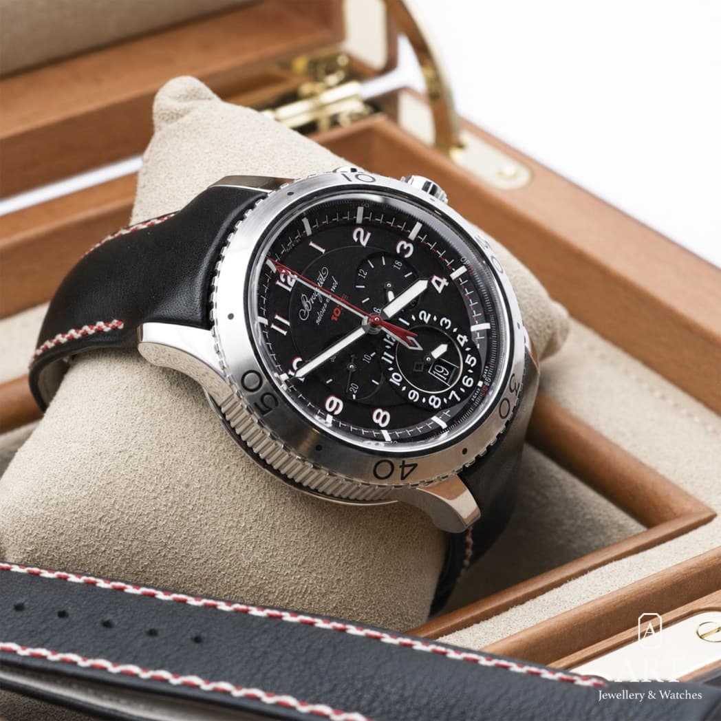 Breguet Type XXII Flyback 10 Hz watch, black dial, reference 3880ST/H2/3XV (4)