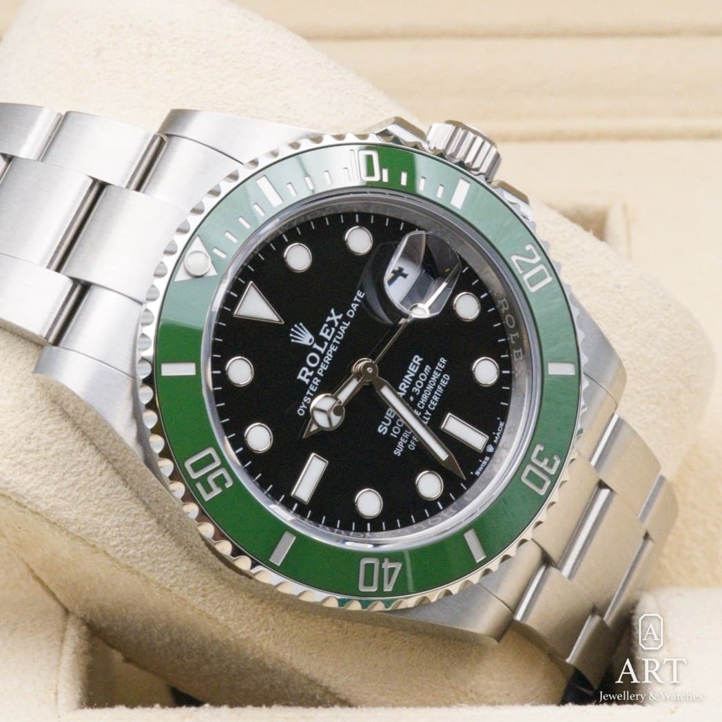 Rolex Submariner "Starbucks" saati, siyah kadran, referans 126610LV (5)