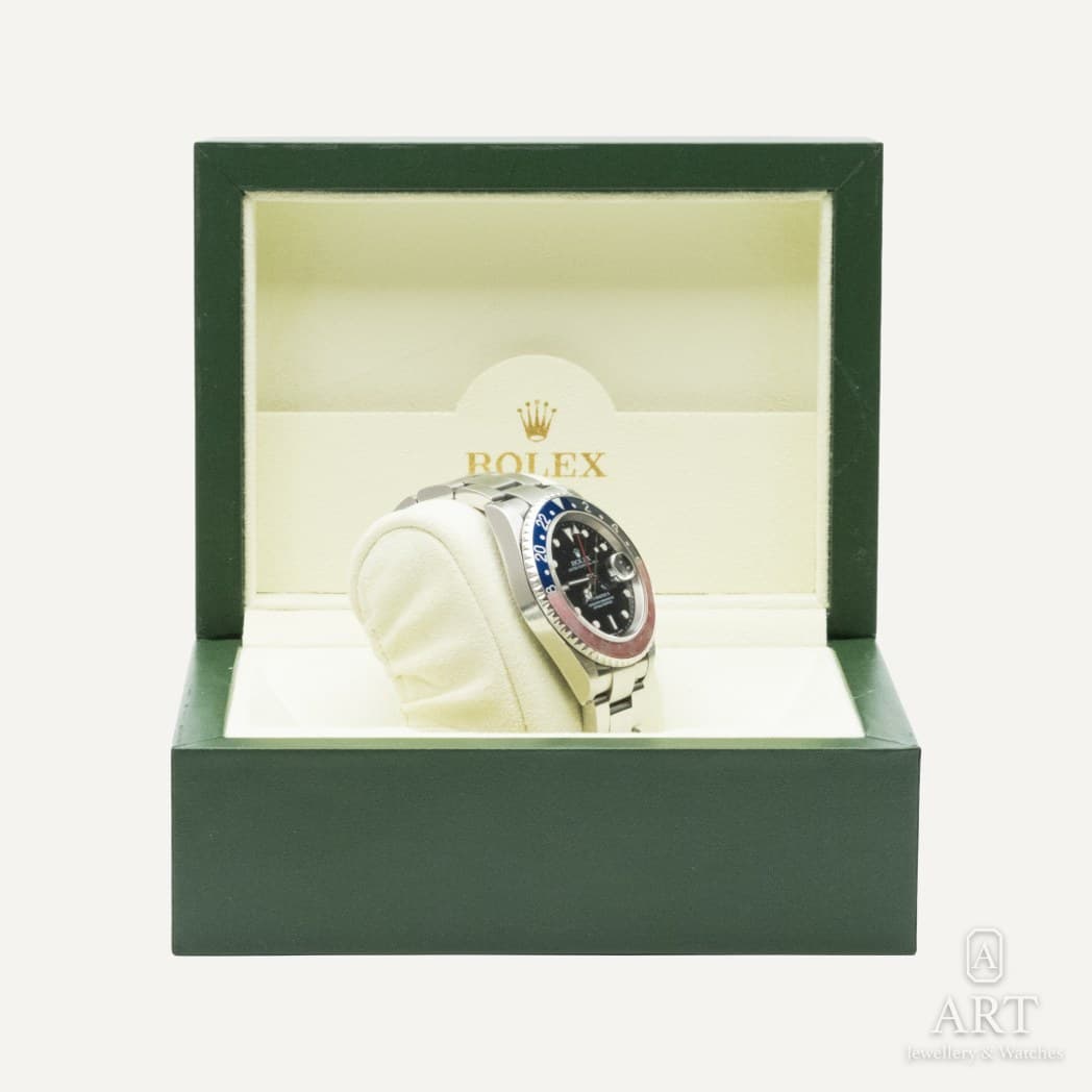 Rolex GMT-Master II "Pepsi" watch, black dial, reference 16710 (3)