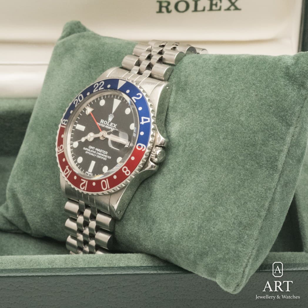 Rolex GMT-Master "Pepsi" Vintage saati, siyah kadran, referans 1675 (6)
