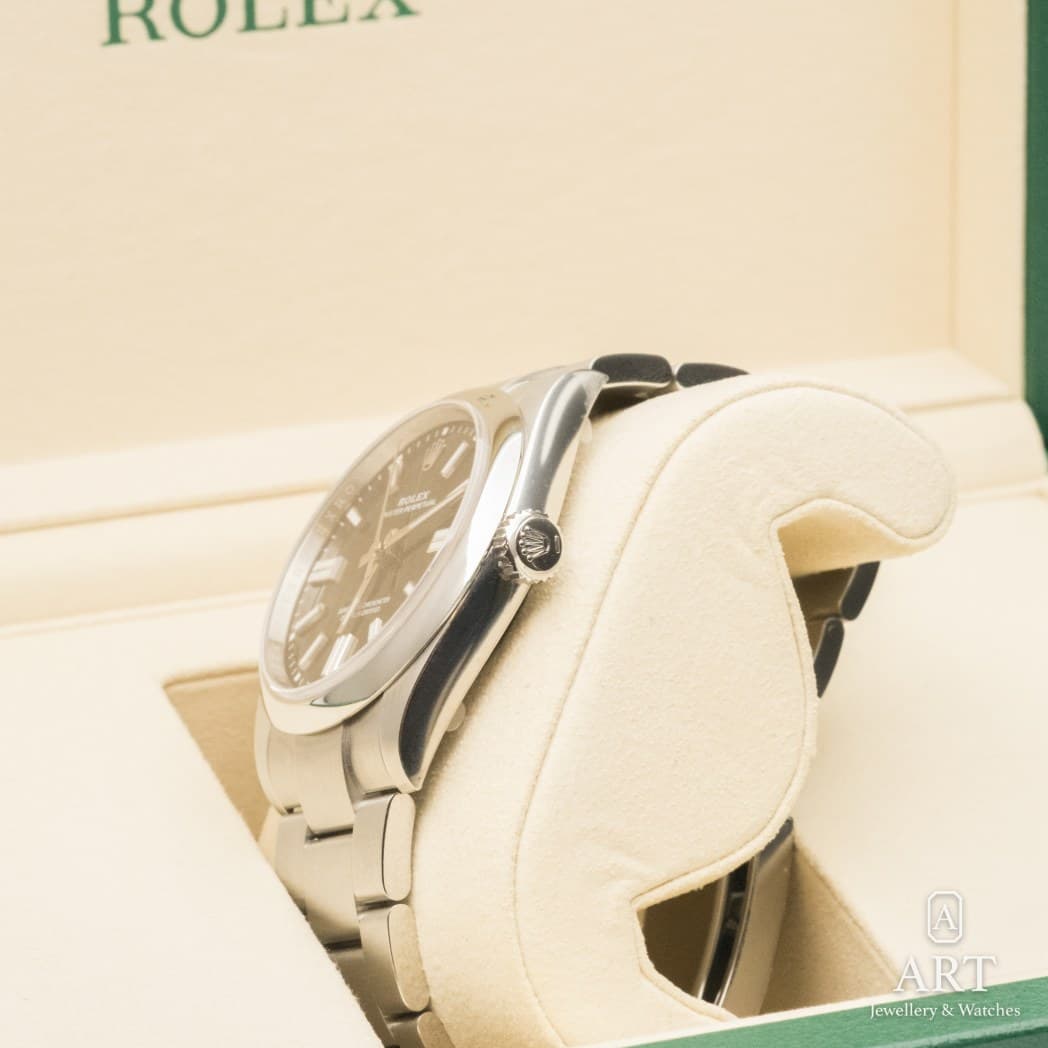 Rolex Oyster Perpetual watch, black dial, reference 134300 (6)