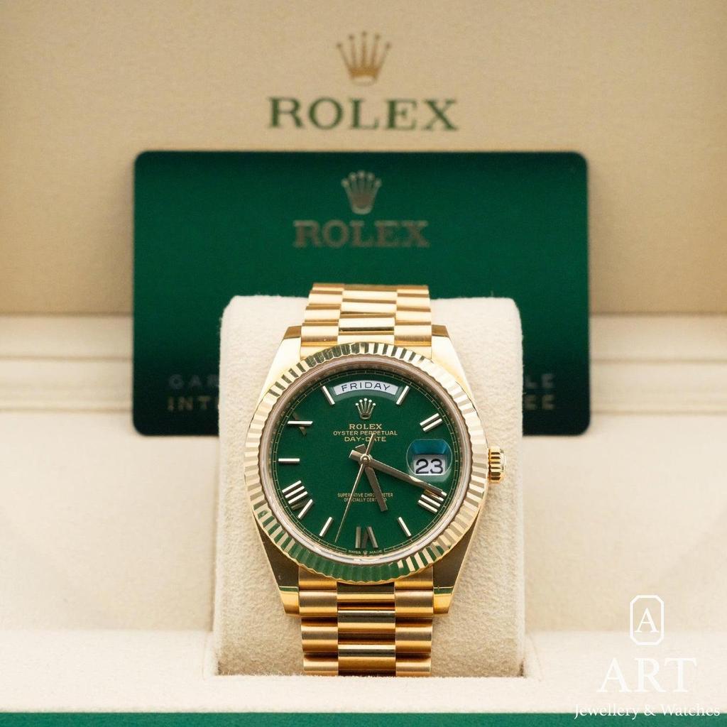 Pre-Owned Rolex Day-Date 40mm 228238