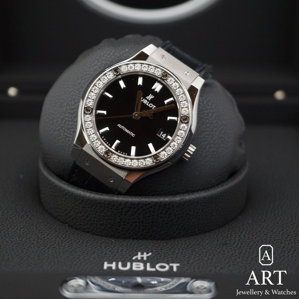Pre-Owned Hublot Classic Fusion 38mm 565.nx.1470.lr.1204