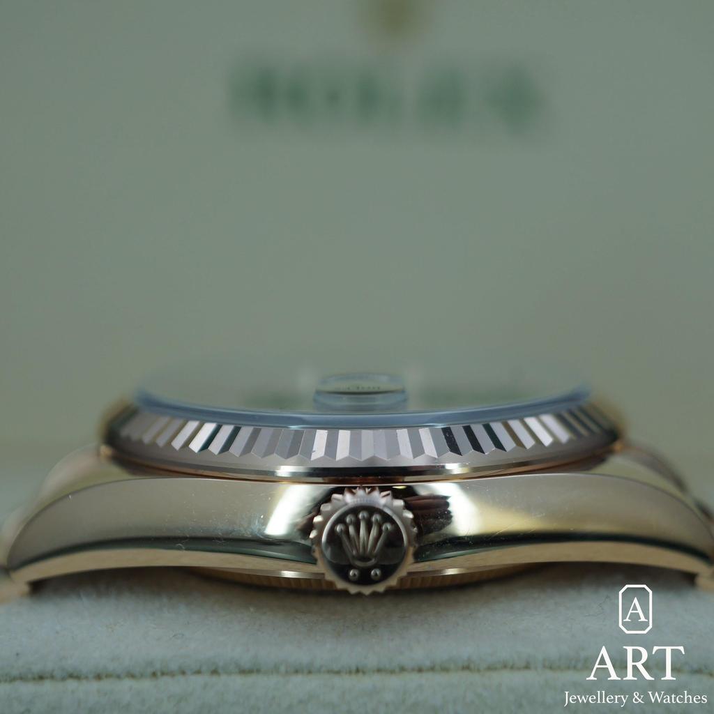 Pre-Owned Rolex Day-Date 36mm 118235